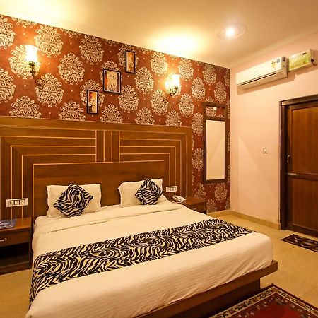 V Resorts Dukes Den Resort Ramnagar  Esterno foto
