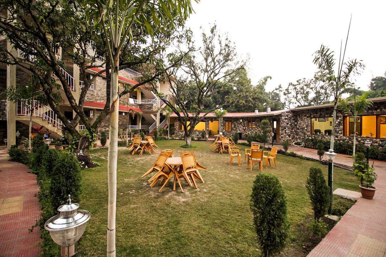 V Resorts Dukes Den Resort Ramnagar  Esterno foto