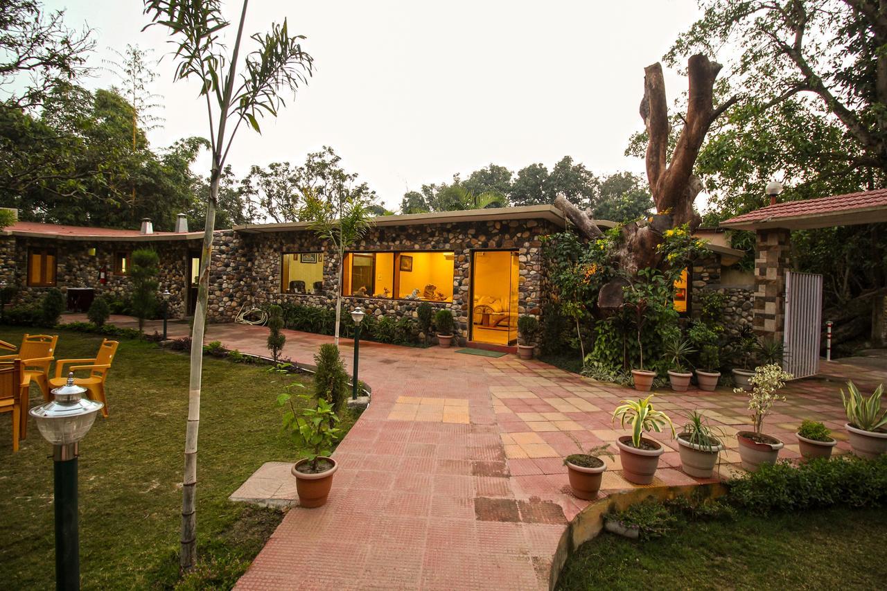 V Resorts Dukes Den Resort Ramnagar  Esterno foto