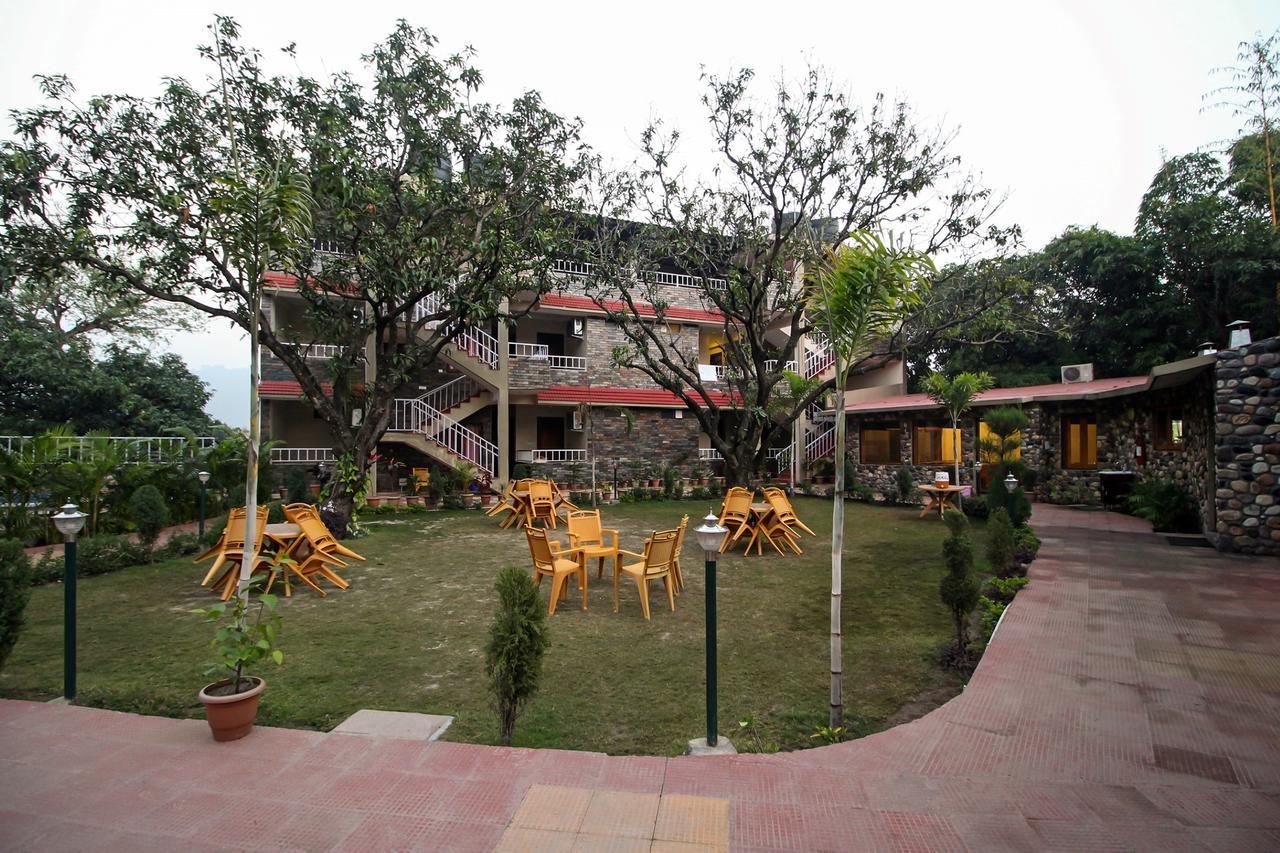 V Resorts Dukes Den Resort Ramnagar  Esterno foto